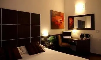 Place Otel 2*