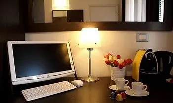 Otel Place 2*